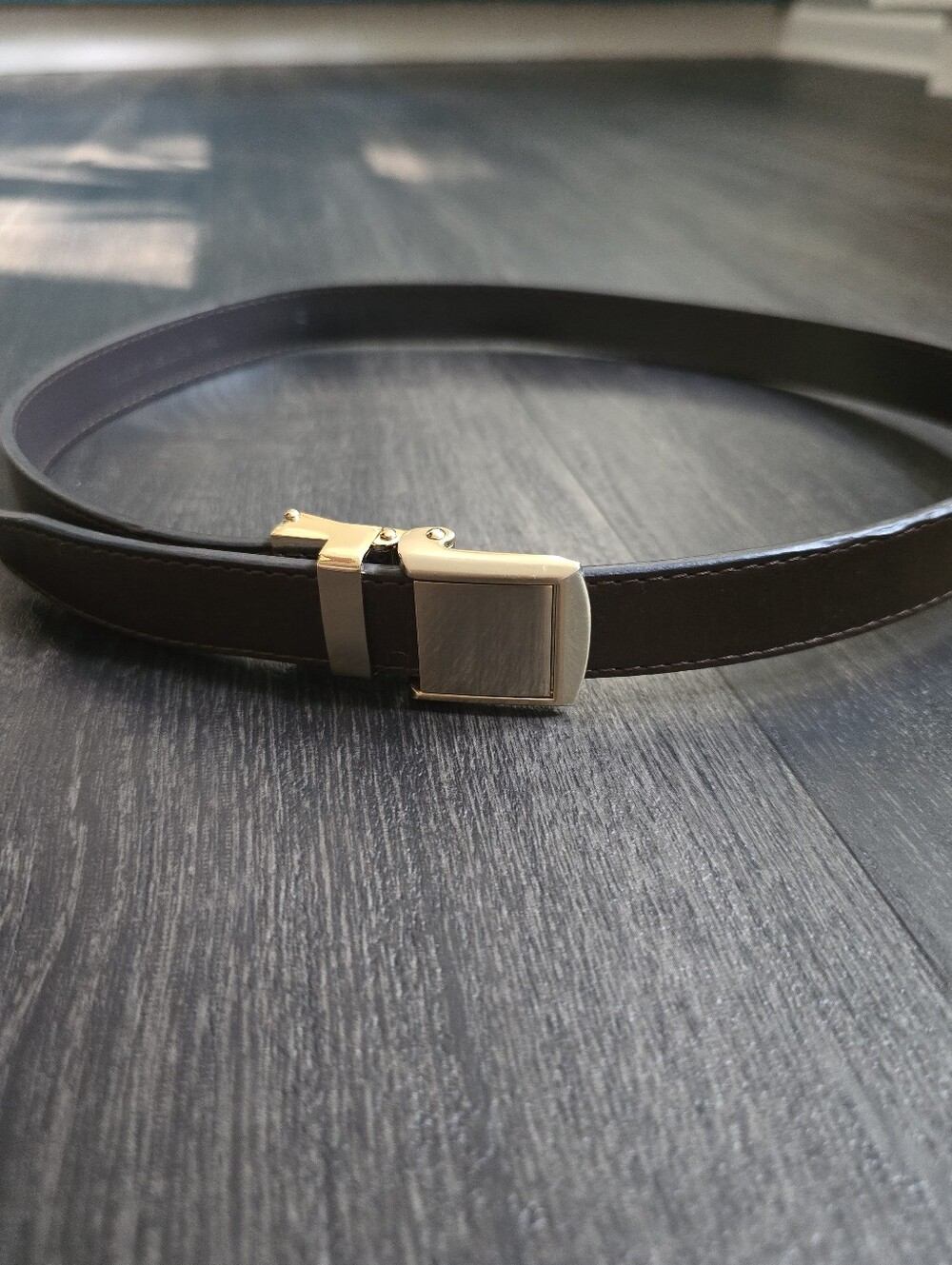 SlideBelts Brown Genuine Leather Ratchet Belt Gold Buckle Unisex No Holes Belt